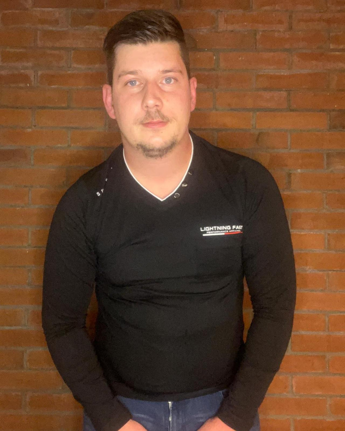Sweatshirt "Fast" Schwarz