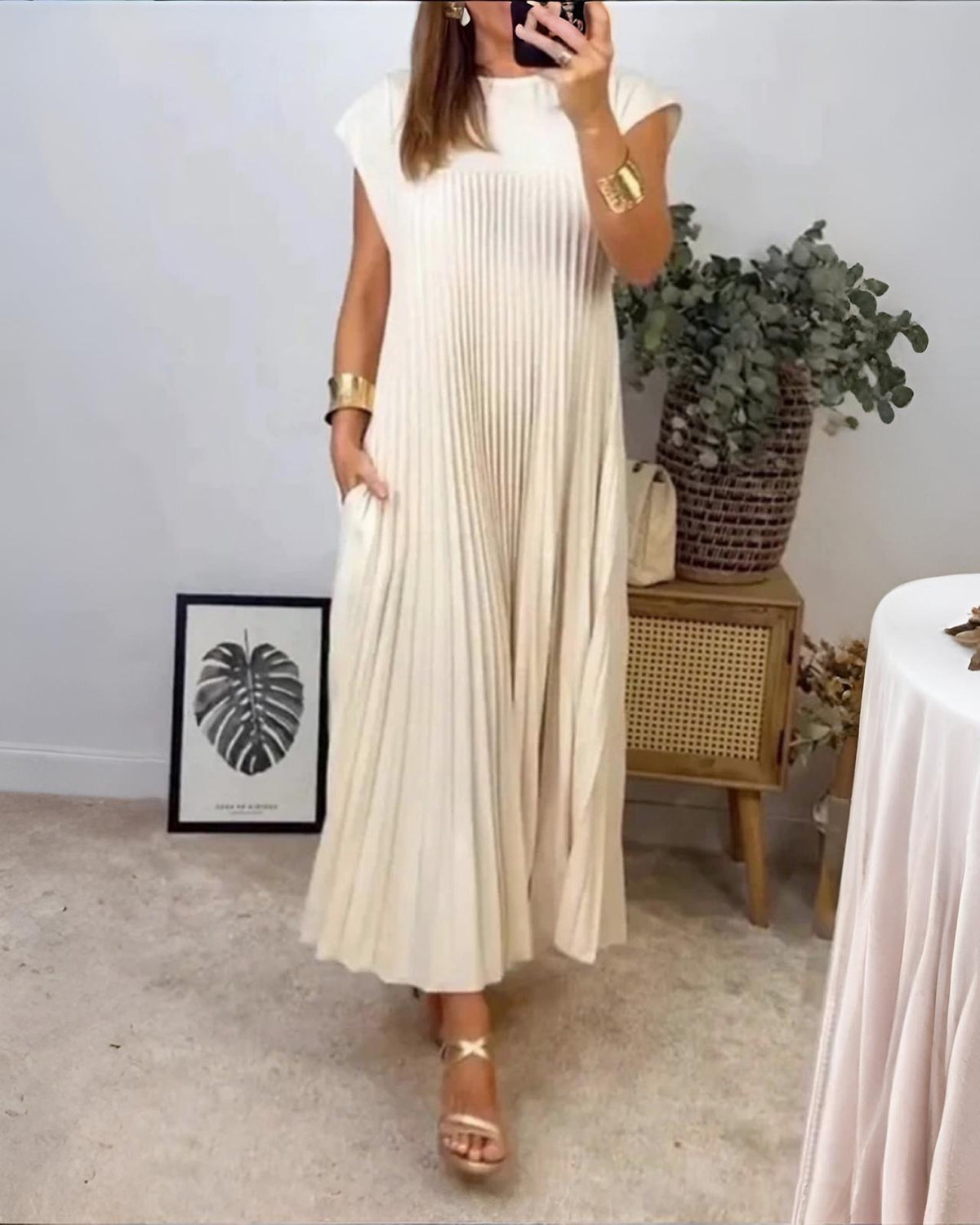 PLISSEE FLIESSKLEID "MILA" CREME