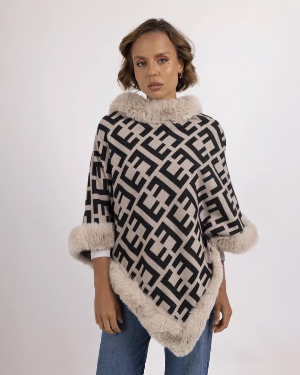 Poncho "Hailey" Div. Farben